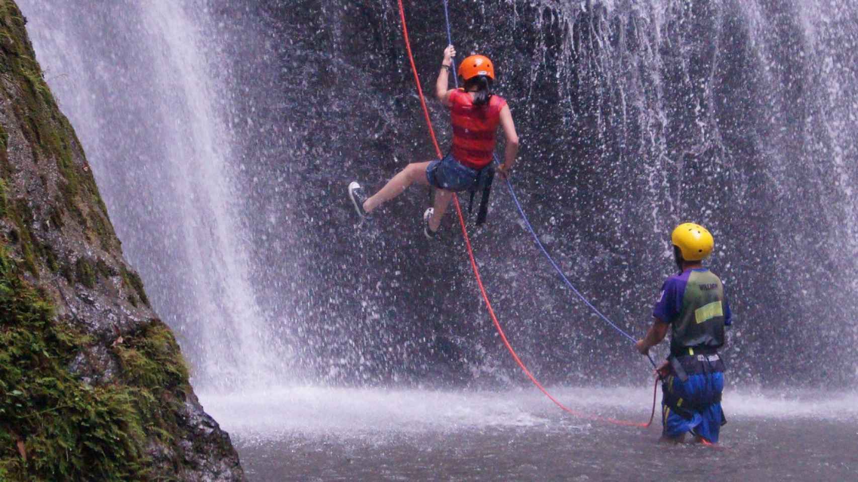 Deportes con agua para practicar / PIXABAY