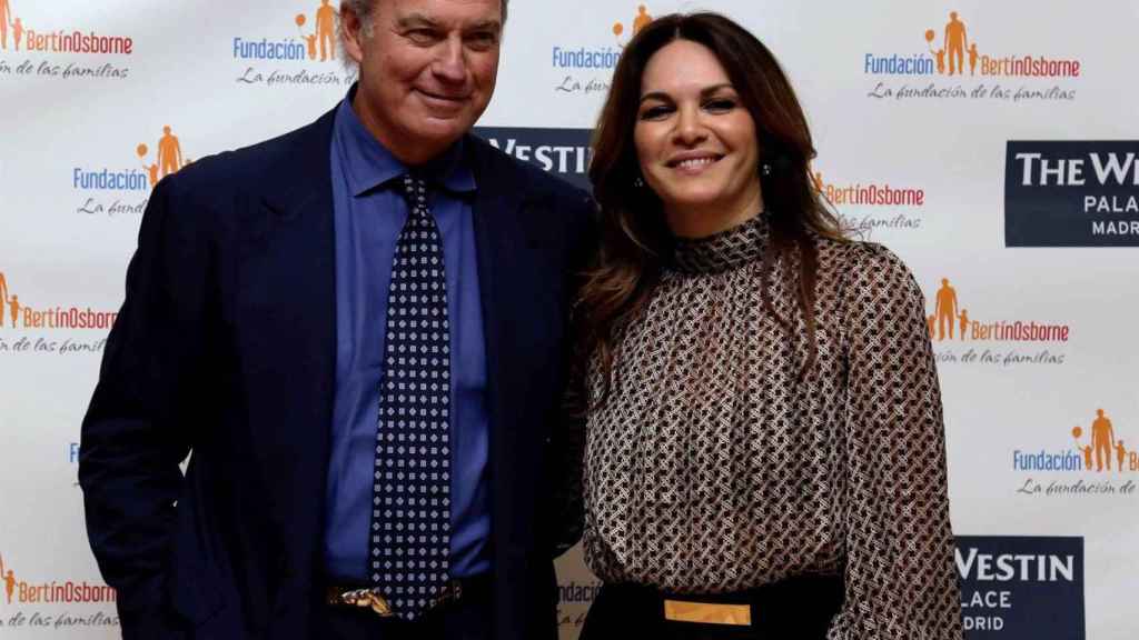 Bertín Osborne y Fabiola Martínez en un evento de la fundación del cantante / EP