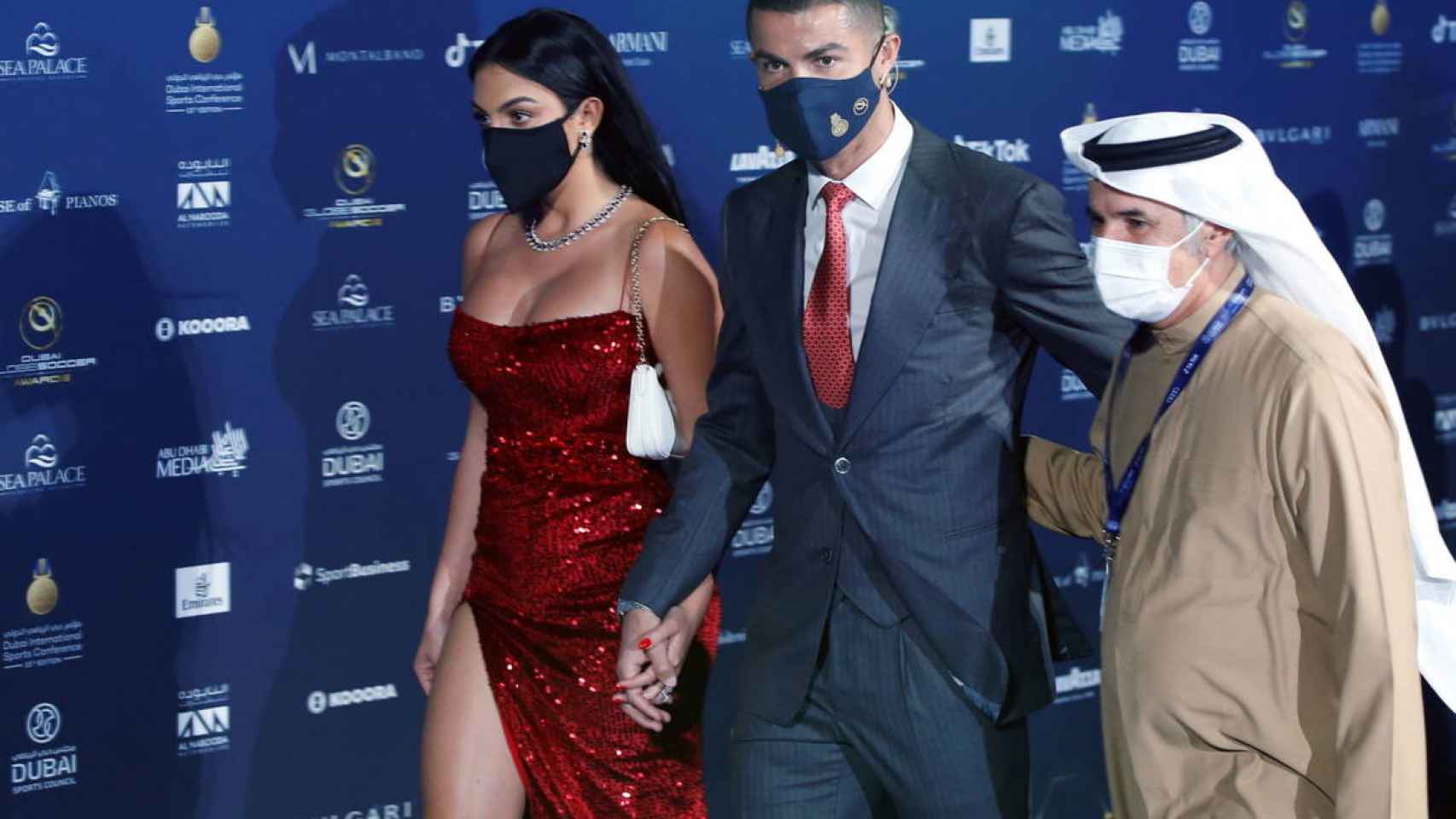 Georgina Rodríguez acompaña a Cristiano Ronaldo en el Global Soccer