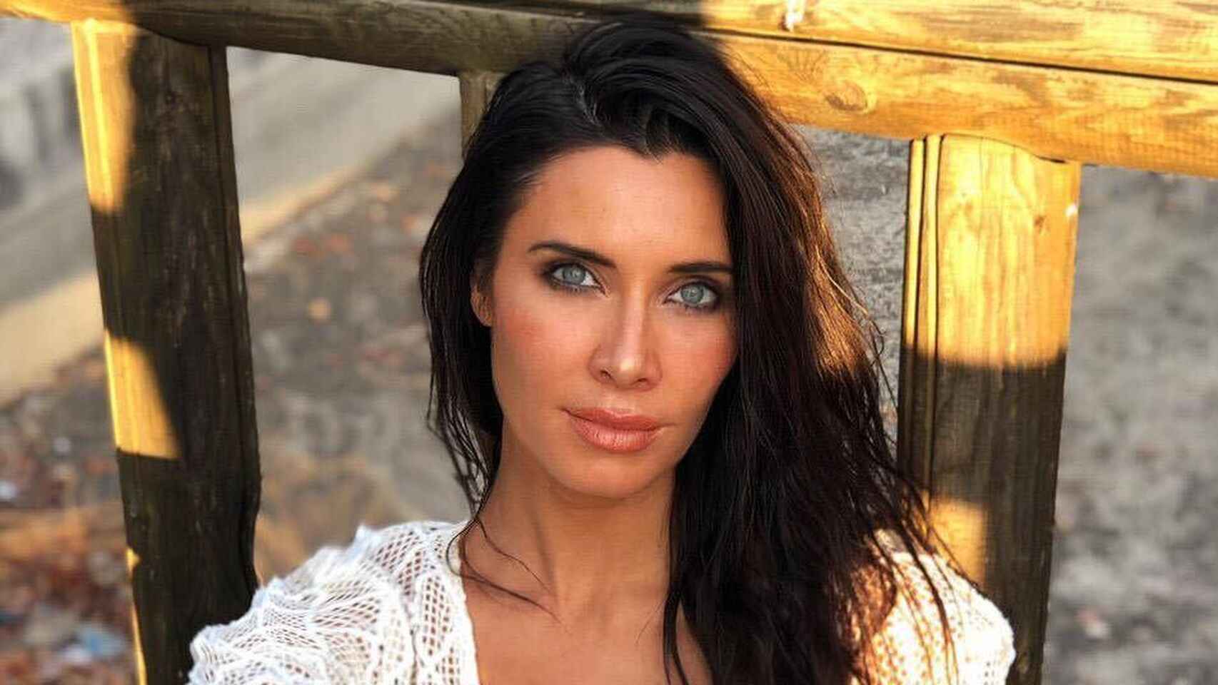 Pilar Rubio posando en una fotografía en las redes / INSTAGRAM