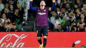 Leo Messi celebra el primer gol del FC Barcelona ante el Real Betis / EFE