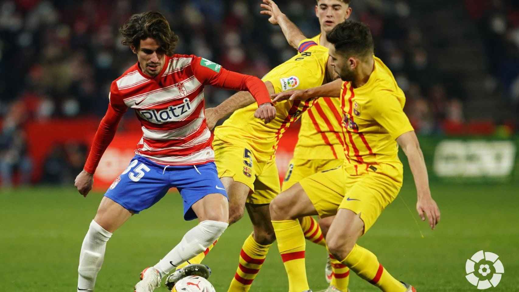 Álex Collado se enfrenta a su Barça después de media temporada sin poder jugar / LFP