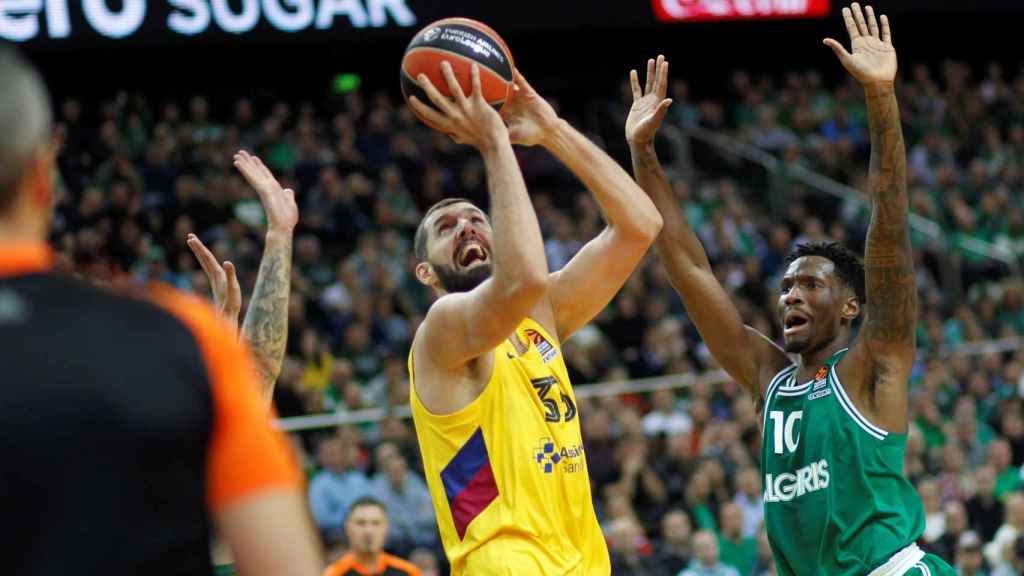 Mirotic en el partido contra el Zalgiris / EFE