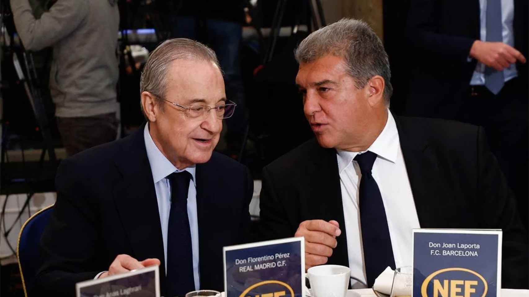 Laporta y Florentino Pérez, durante una reunión con Anas Laghrari, socio comercial / REDES