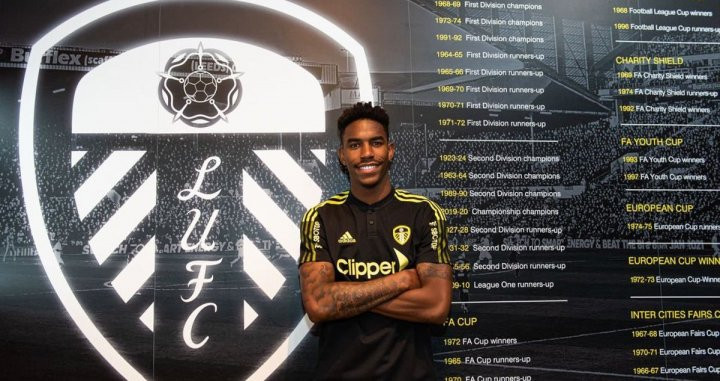 Junior Firpo, presentado como nuevo jugador del Leeds / Redes