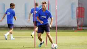 Rakitic, en un entrenamiento del Barça | FCB