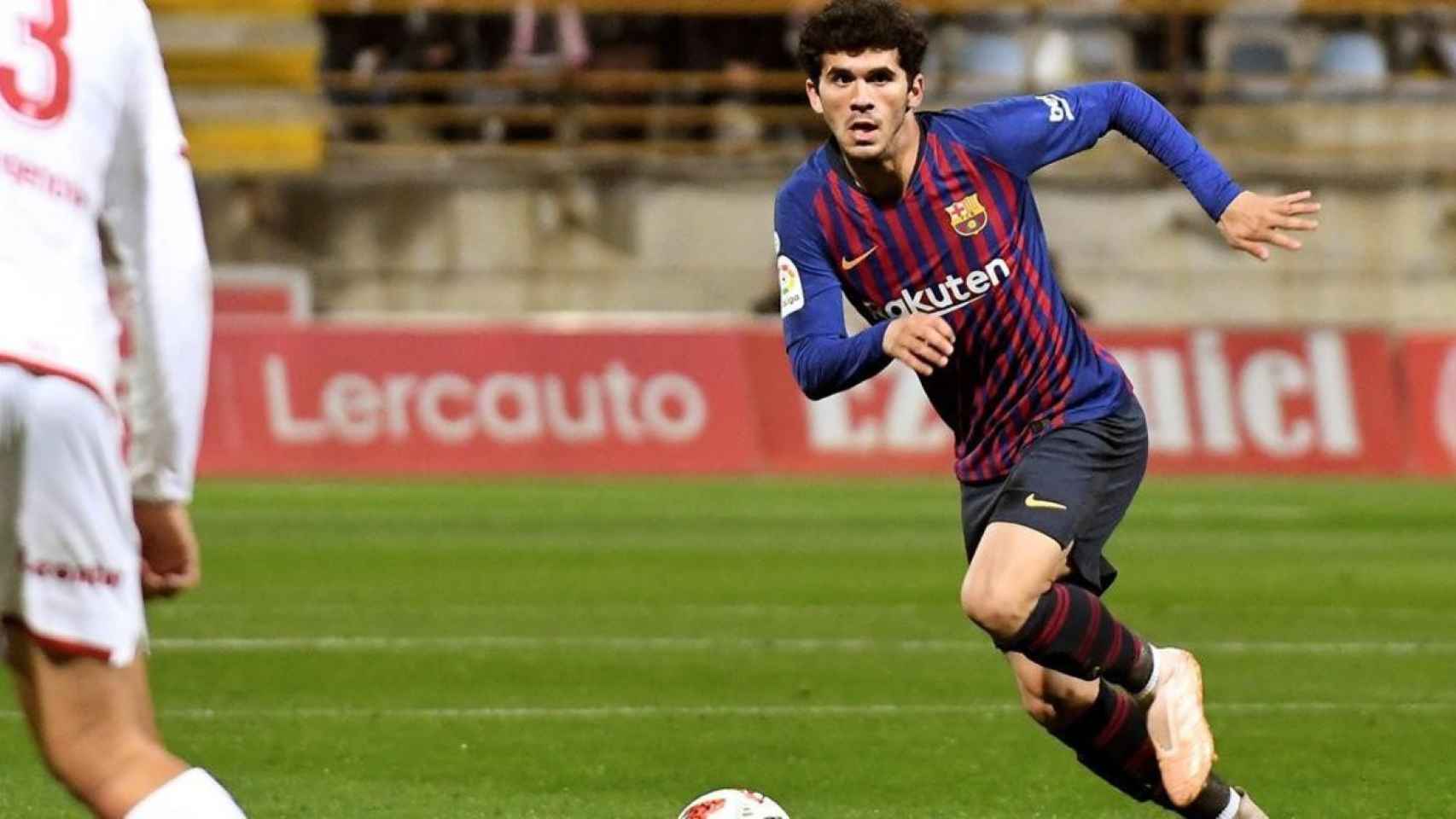 Aleñá en acción durante el partido que enfrentó al Barça contra la Cultural Leonesa / EFE