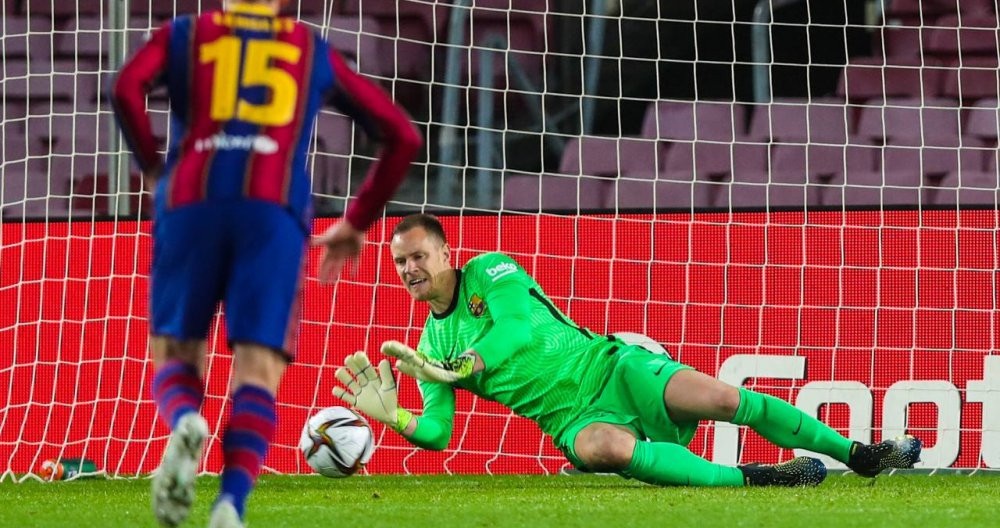 Ter Stegen, tras parar el penalti contra el Sevilla | FCB