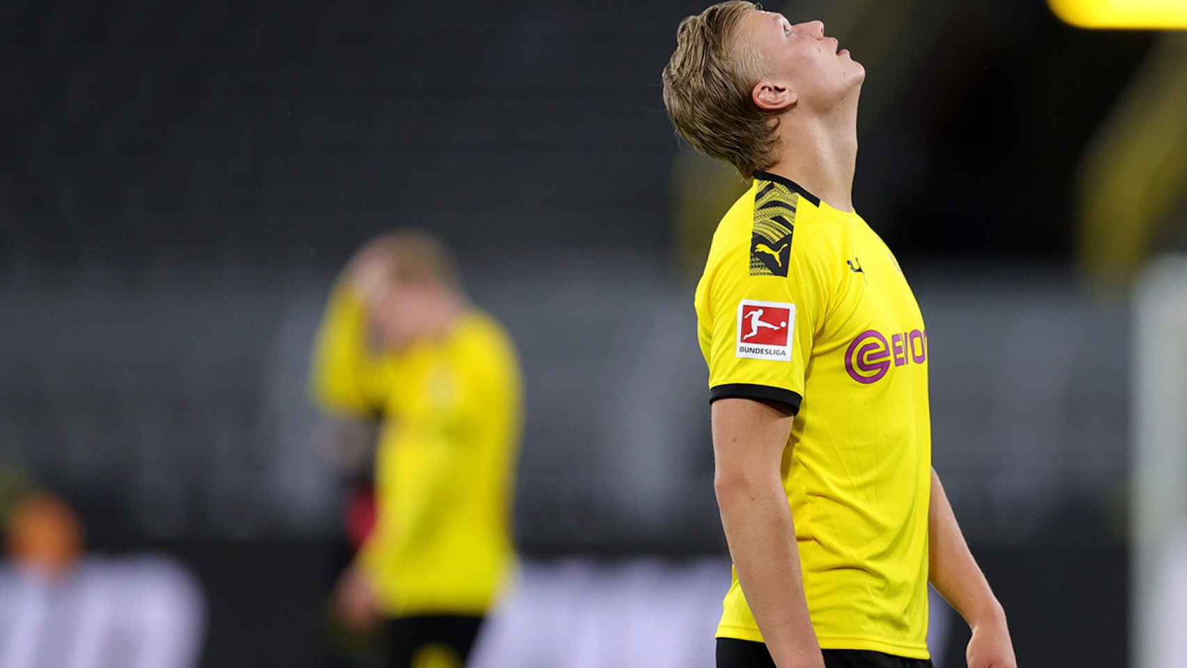 Erling Haaland, lamentándose tras perder con el Dortmund / EFE