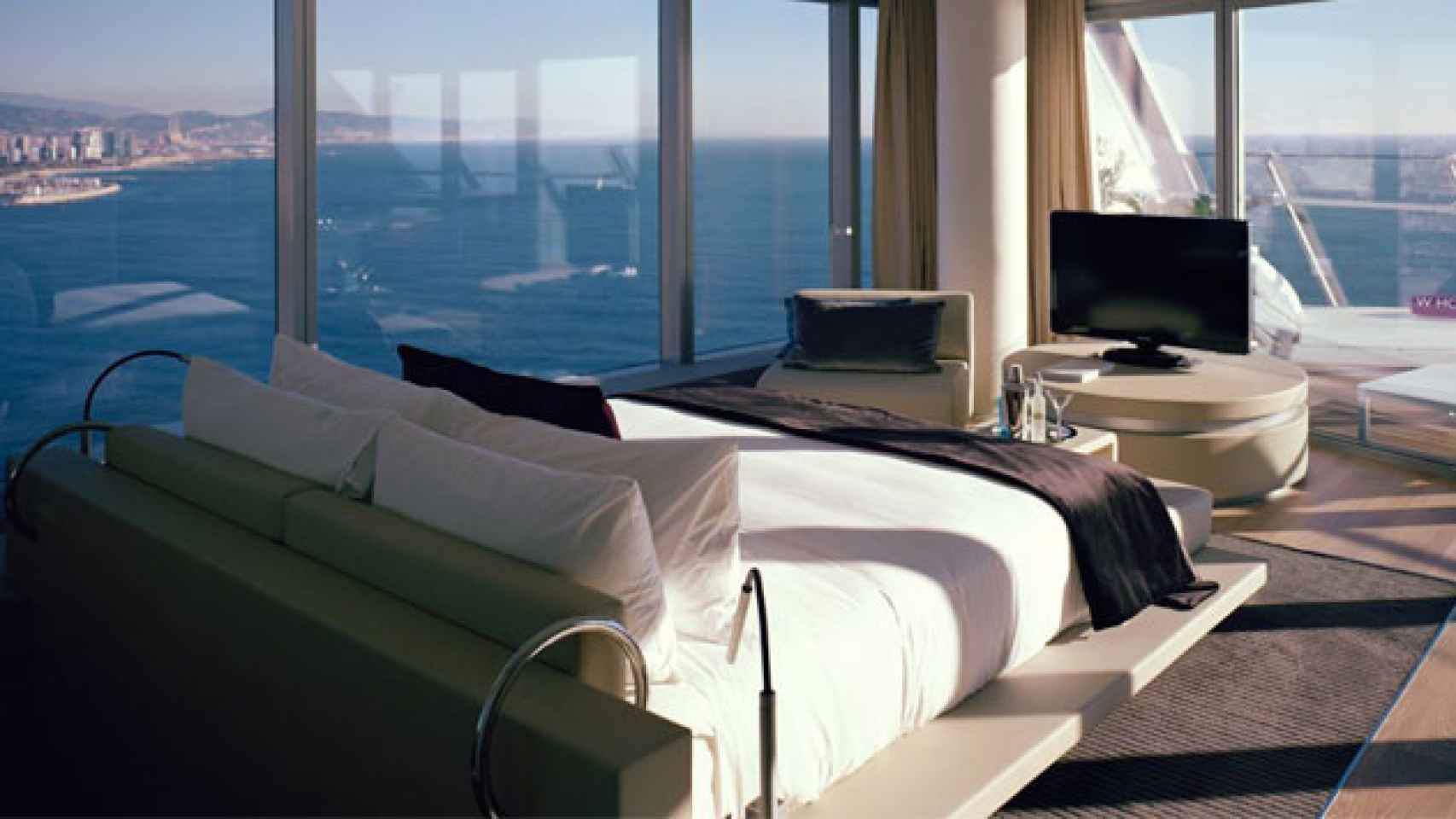 Una de las habitaciones del W Barcelona, conocido como 'hotel vela' / CG