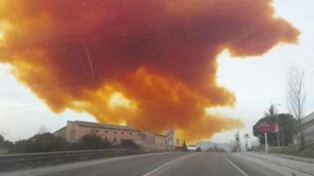 Nube tóxica en Igualada