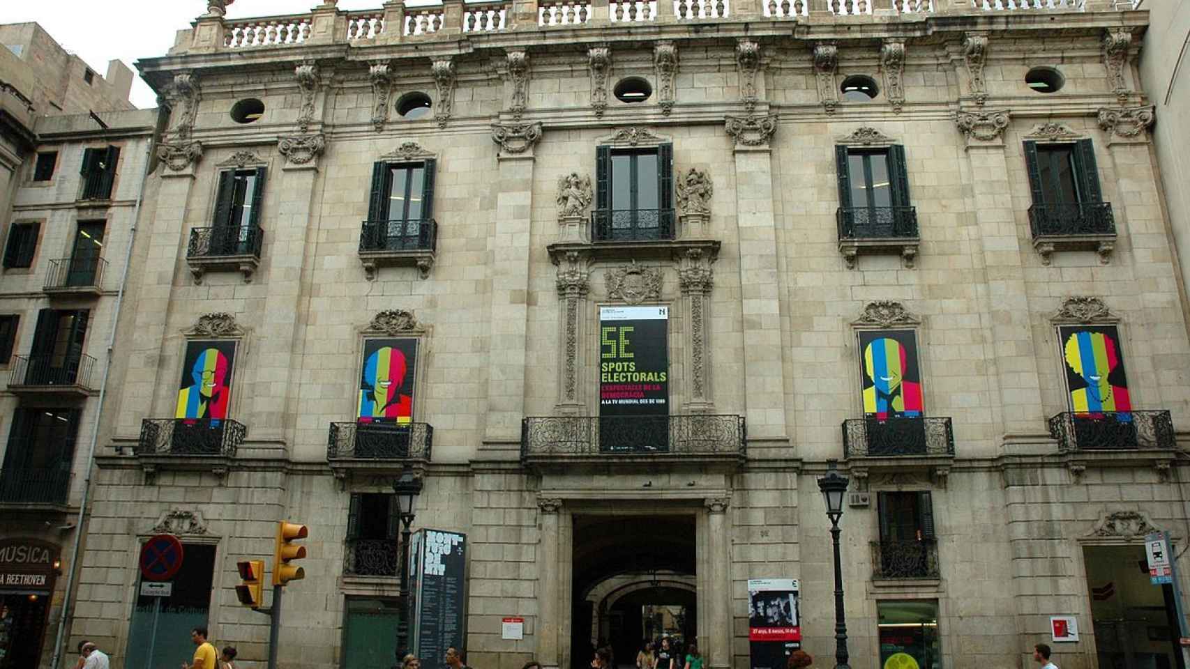 Una foto de archivo del Palacio de la Virreina en Las Ramblas de Barcelona