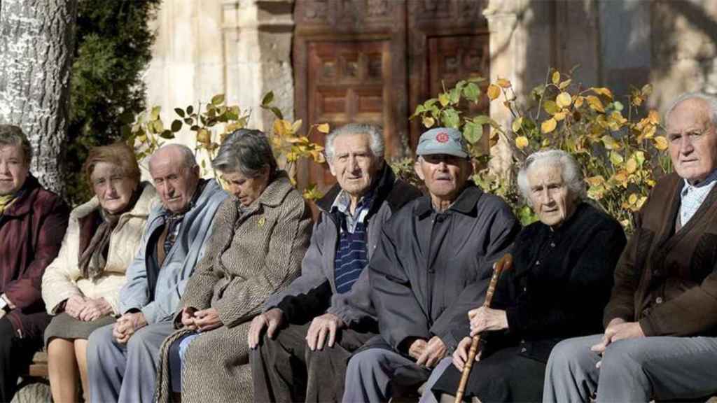 El sistema de pensiones, en riesgo de sostenibilidad en Cataluña / EFE