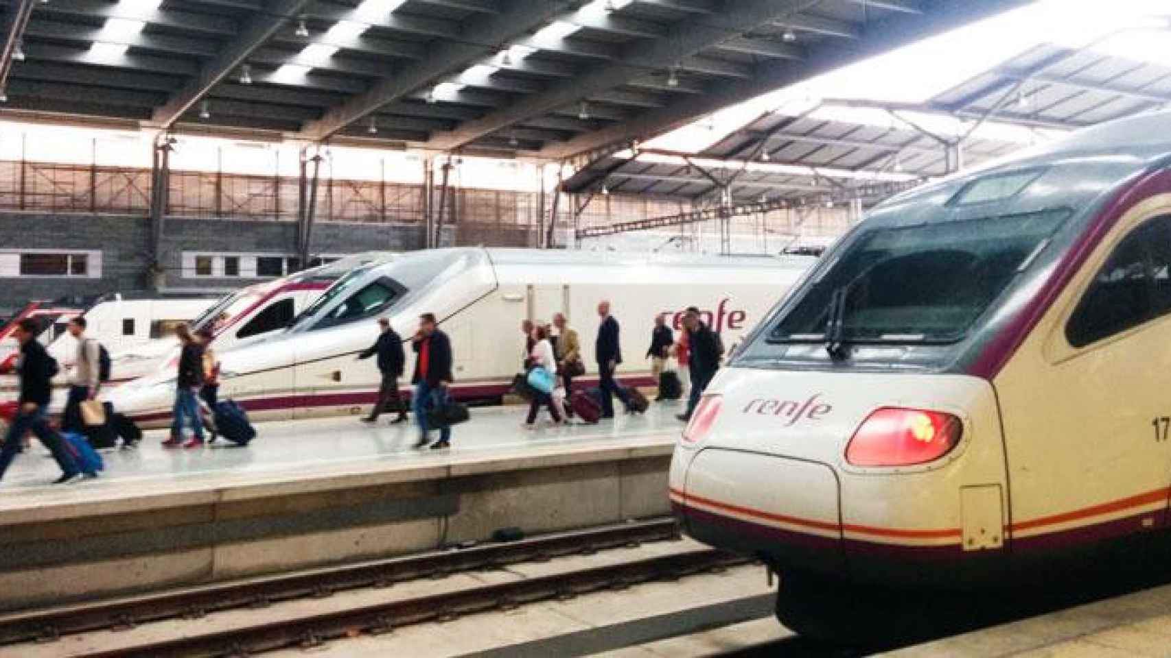 Renfe ofrece grandes descuentos para aprovechar el fin de semana de San Valentín / CG