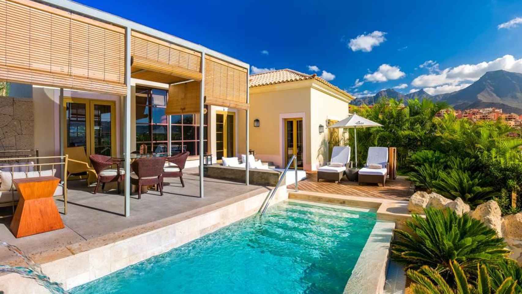 Villas Bahía del Duque, en Tenerife, último activo comprado por Atom, socimi de Bankinter