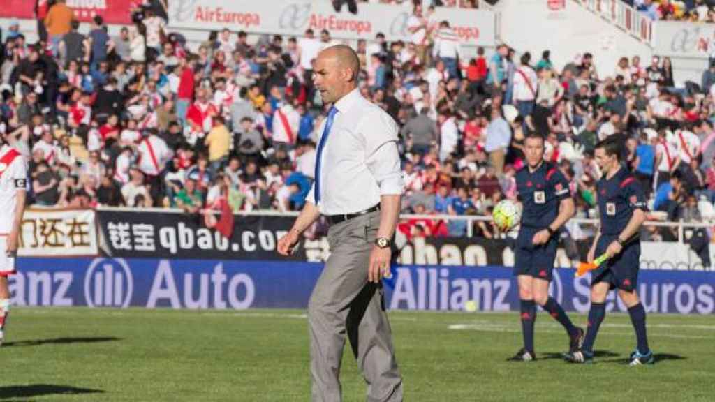 El entrenador español Paco Jémez, recibió la visita de una bruja / CG