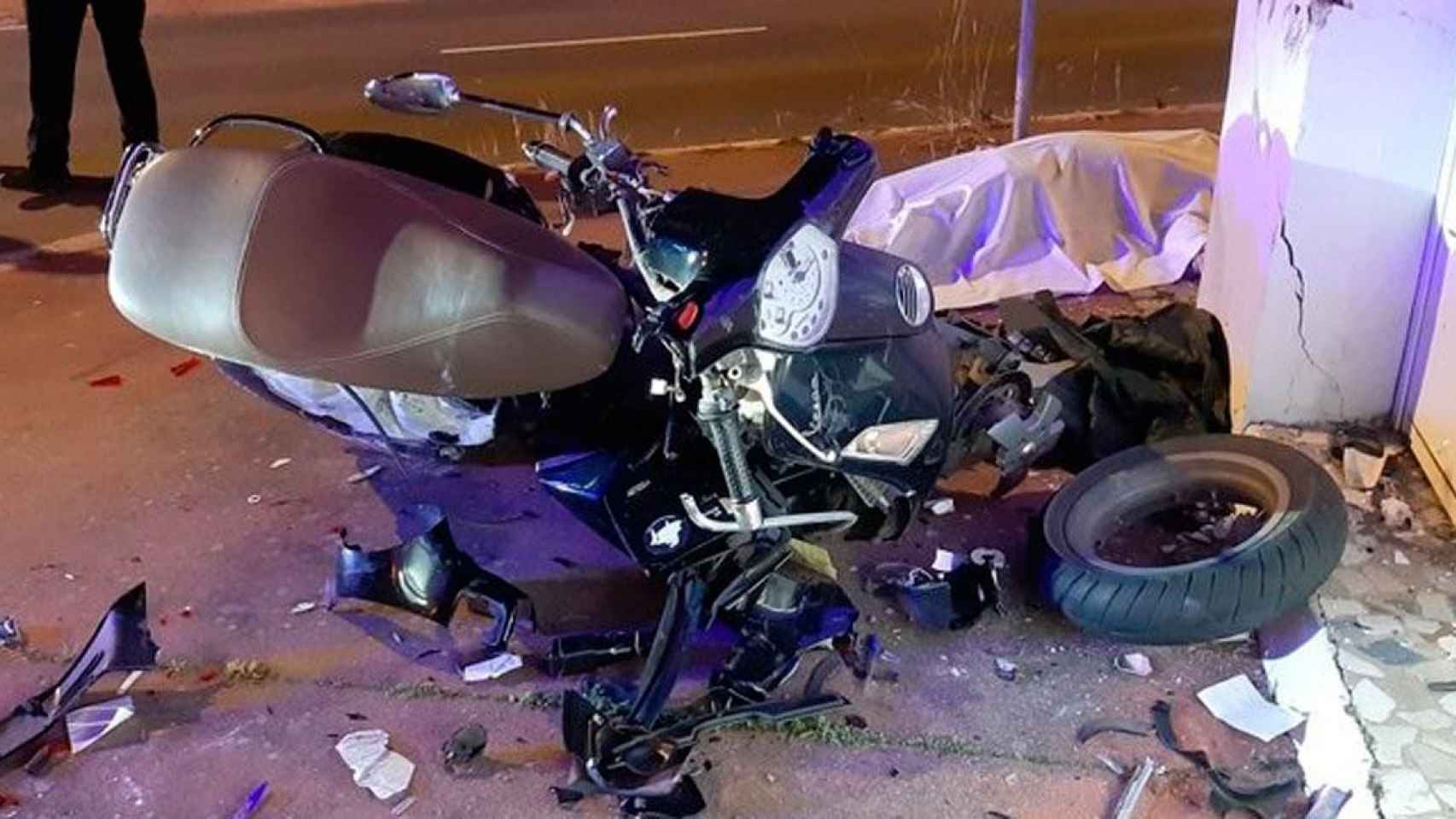 Una moto accidentada /EP