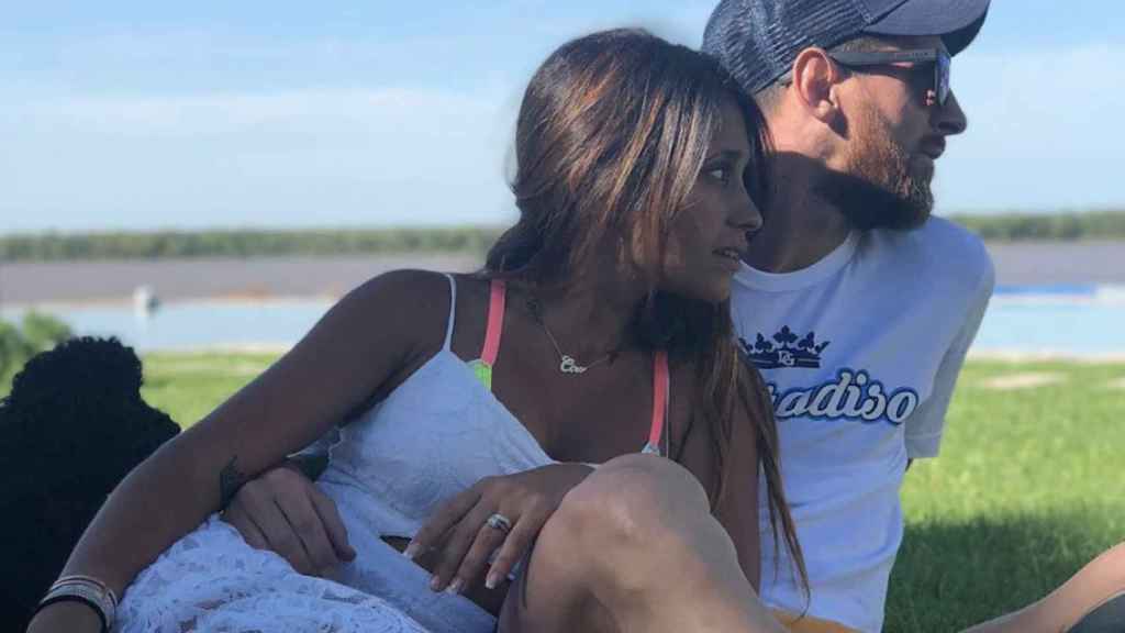 Una foto de archivo de Leo Messi y Antonella Roccuzzo de vacaciones / INSTAGRAM