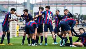 El Juvenil A del Barça celebra el triunfo en la Copa del Rey / LA MASÍA