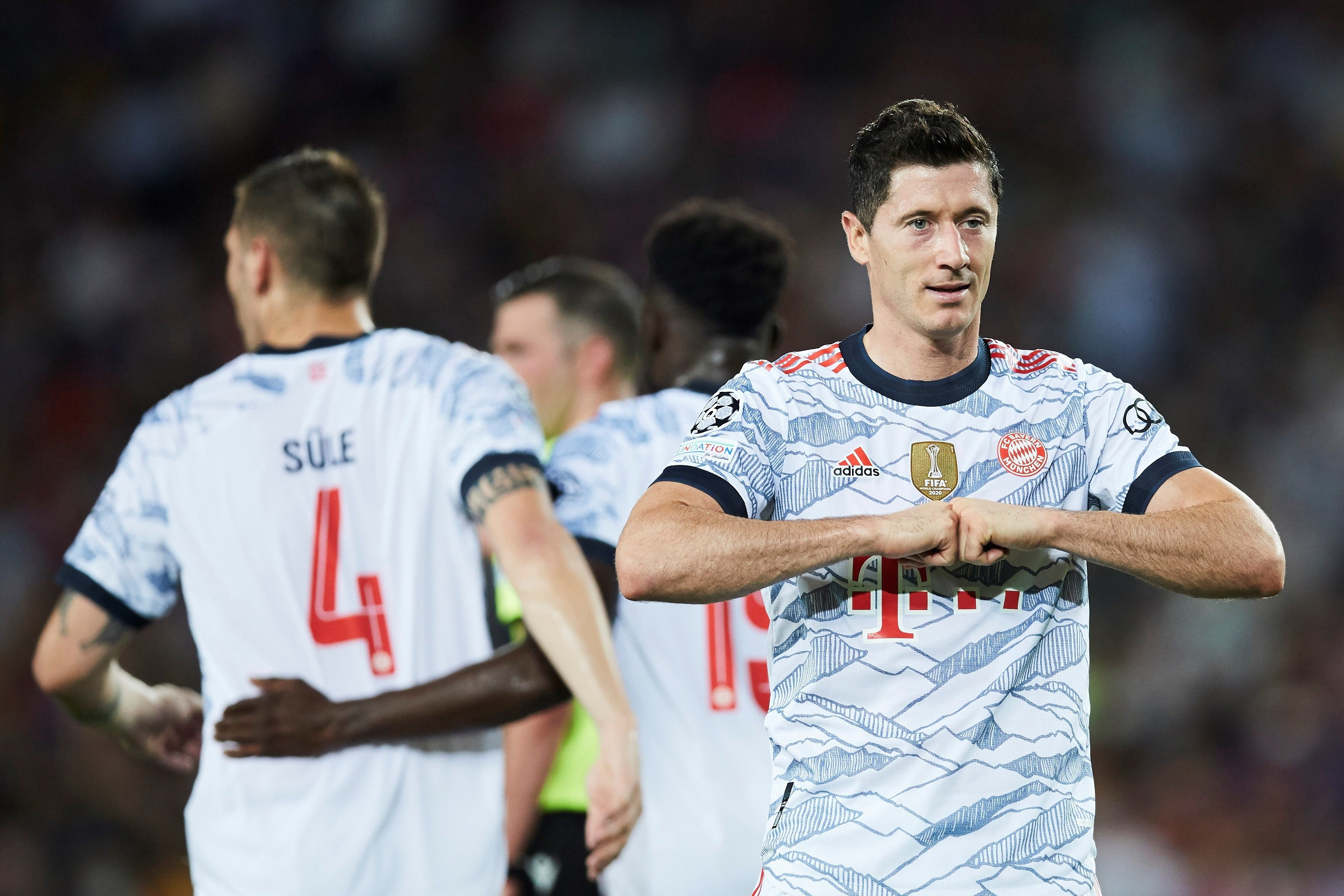 Lewandowski, celebrando un gol contra el Barça / EFE