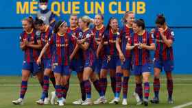 Las jugadoras del Barça celebran un gol / EFE