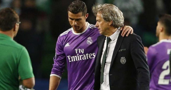 Ronaldo con Jorge Jesús tras un Madrid-Sporting / EFE