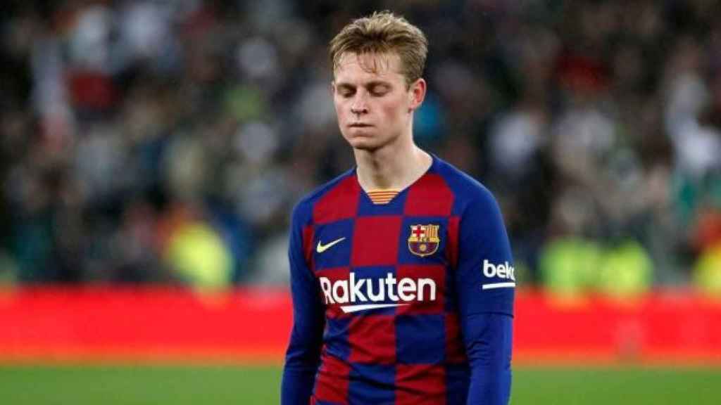 De Jong, en un mar de críticas / FC BARCELONA