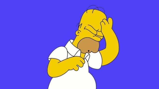 Homer Simpson lamentándose / LOS SIMPSON