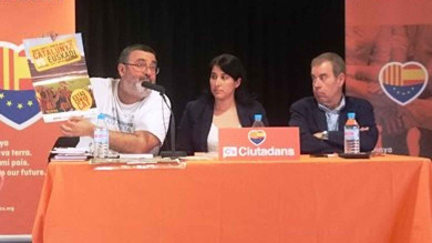 Fidalgo, Tinadonis y Guasch, durante el coloquio