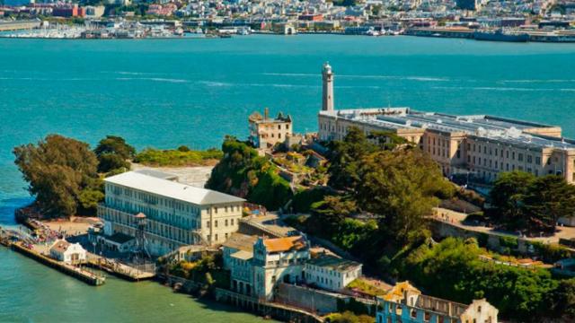 Imagen de la prisión de Alcatraz en San Francisco, Estados Unidos