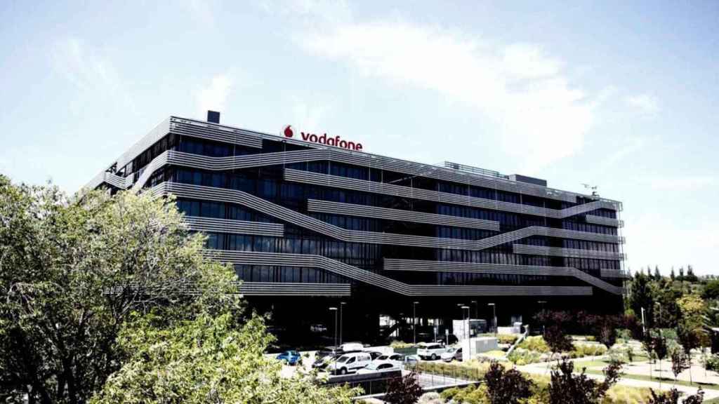 vodafone aumenta ingresos septiembre 2021