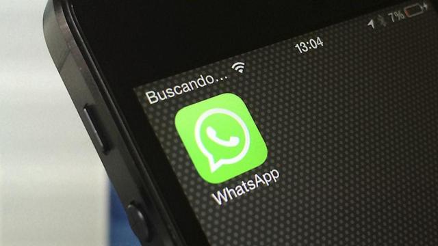 Telefóno móvil en el que está instalado WhatsApp / UNSPLASH