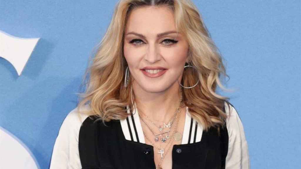 Madonna demanda a una web por poner a la venta 100 de sus objetos