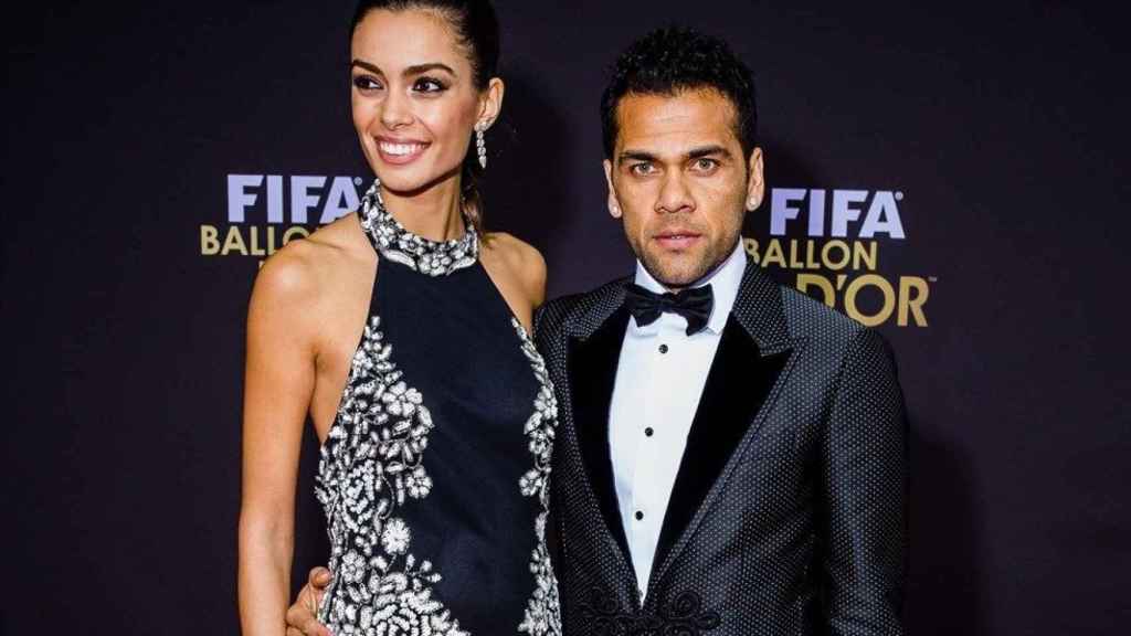 Así ha sido la boda sorpresa de Dani Alves en Formentera