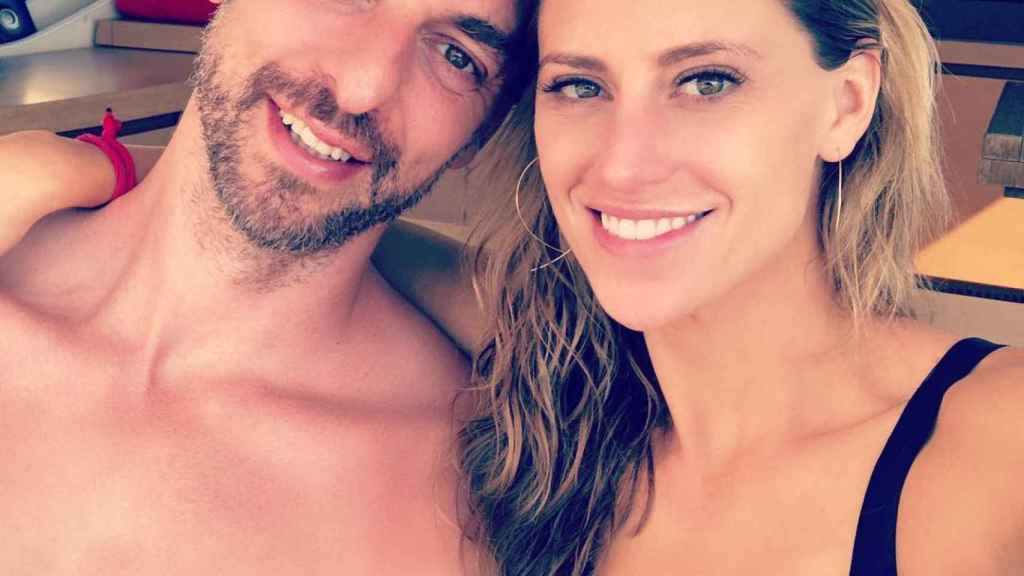 Pau Gasol con su mujer de vacaciones