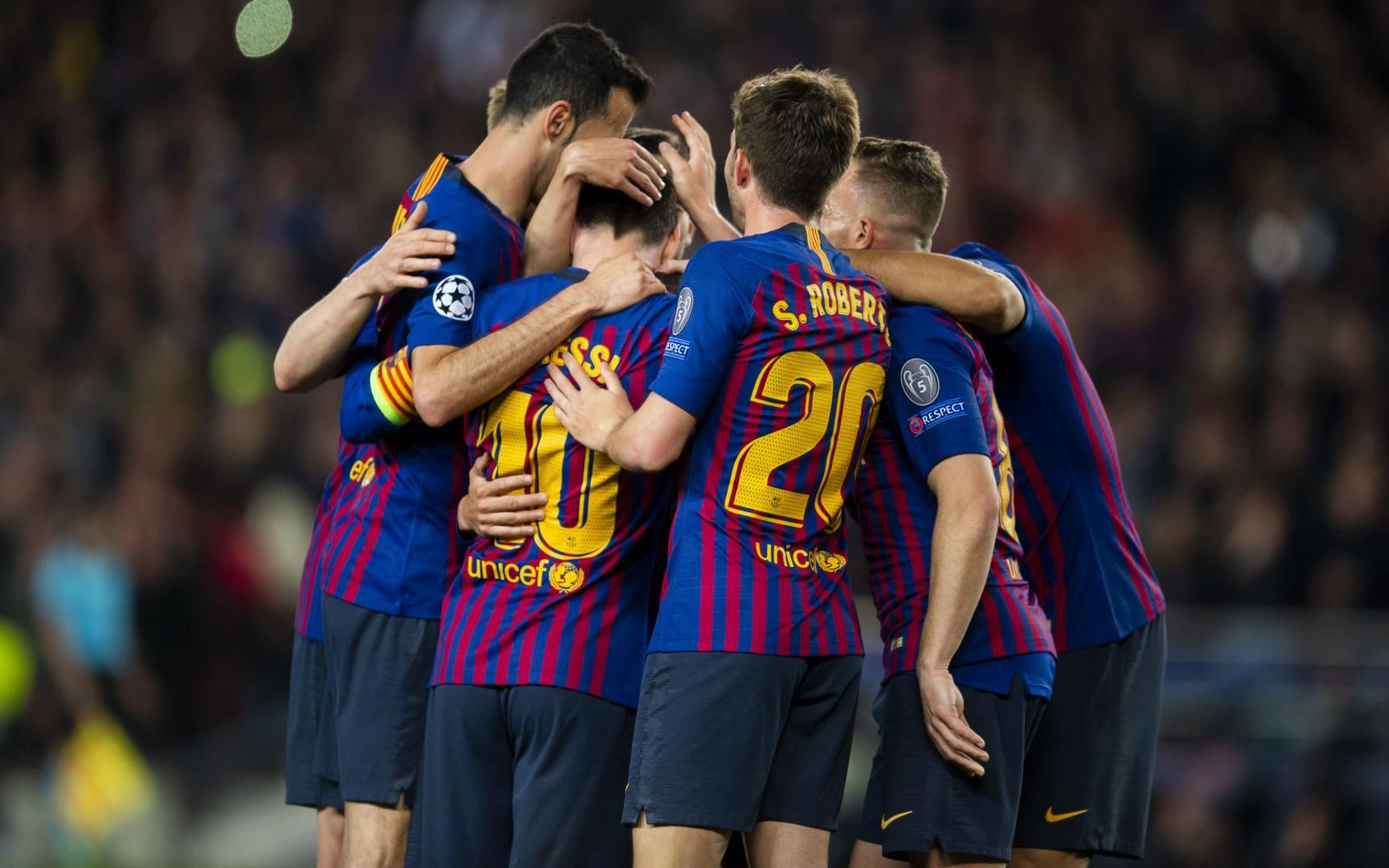 El Barça celebrando uno de los goles en los cuartos de la Champions League / FC Barcelona