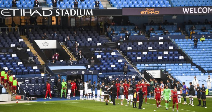 Pasillo del City al Liverpool en la 32 jornada de la Premier / EFE