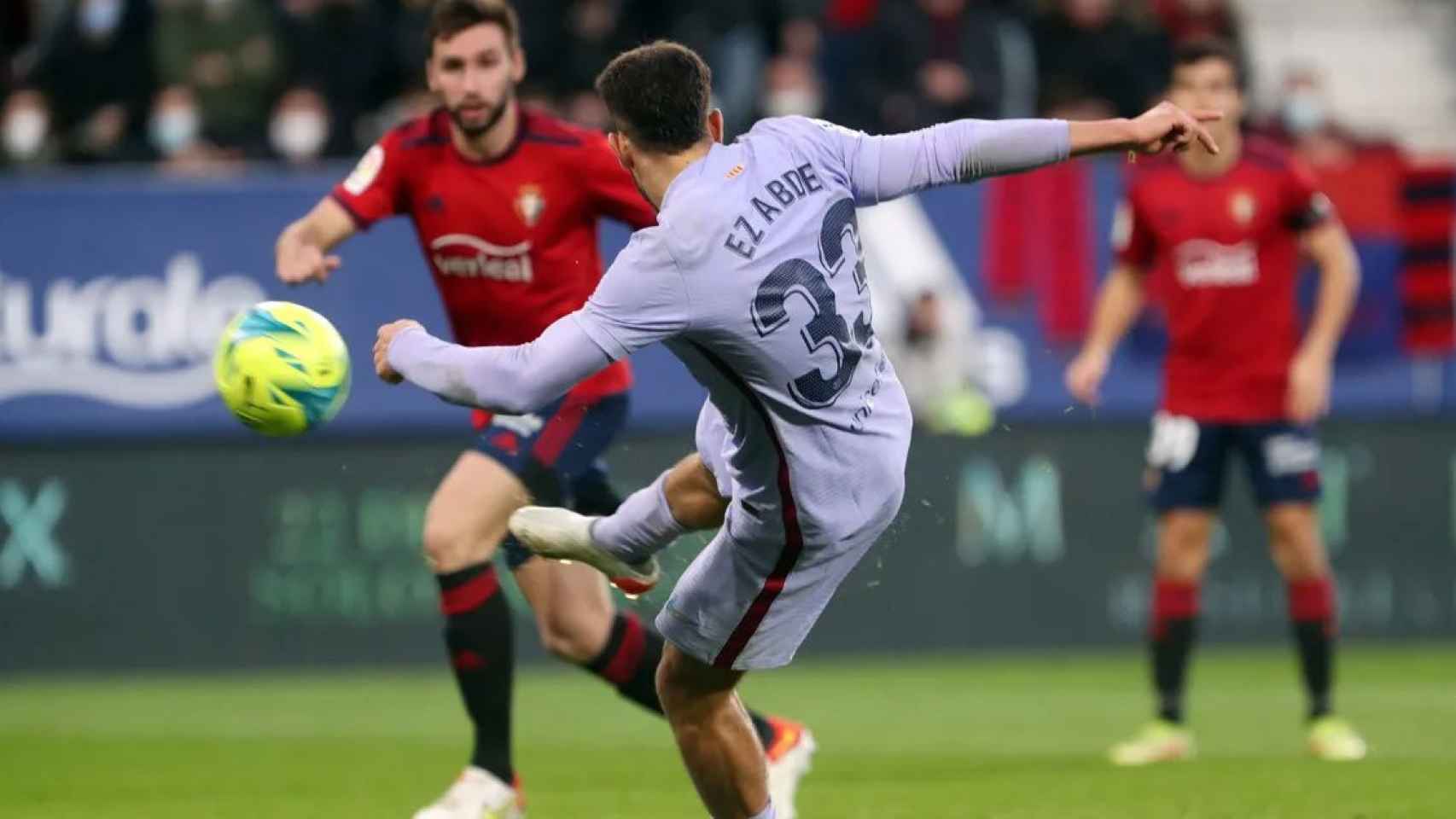 La gran volea de Abde contra el Osasuna / FCB