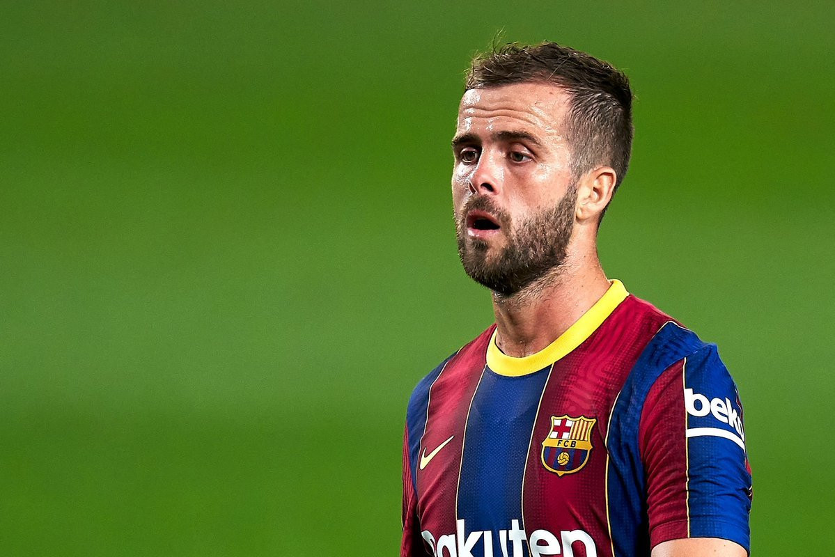 Pjanic podría salir del Barça | EFE