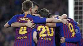 Una foto de los jugadores del Barça celebrando un gol ante el Olympique de Lyon / FCB