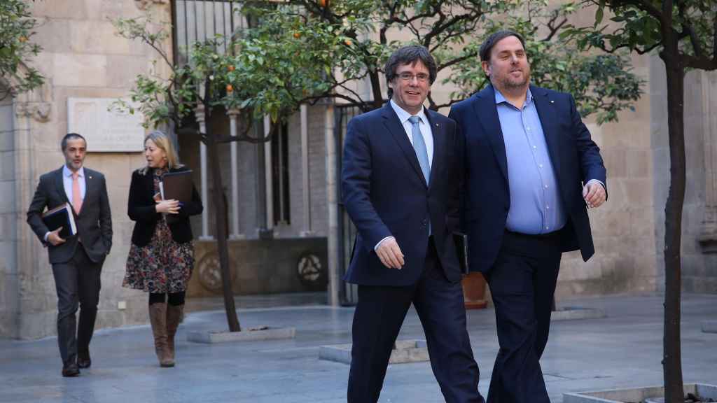 Carles Puigdemont y Oriol Junqueras, cuando eran presidente y vicepresidente de la Generalitat, respectivamente / EUROPA PRESS