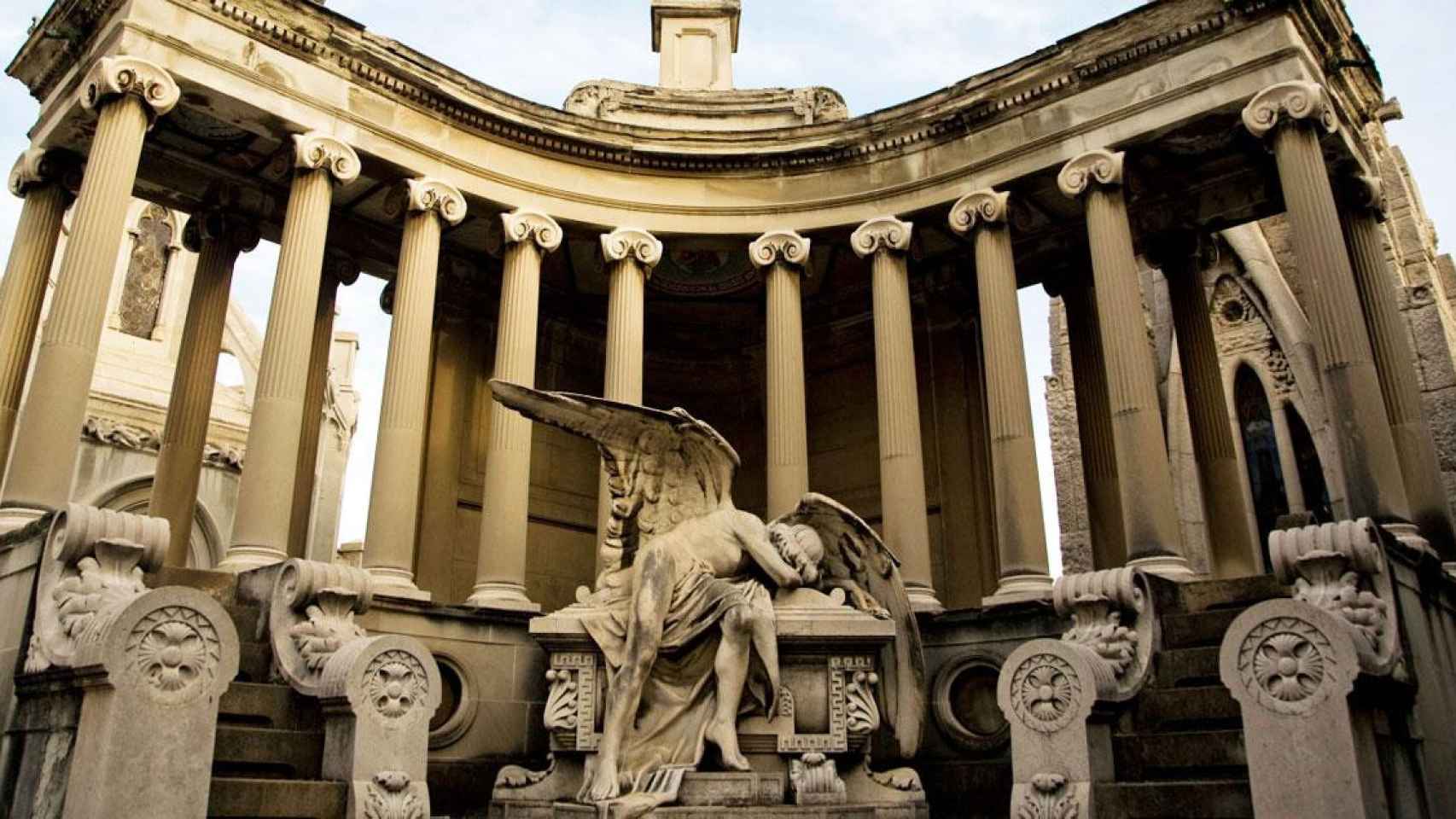 Imagen de un panteón en el Cementerio de Montjuïc de Barcelona / CG