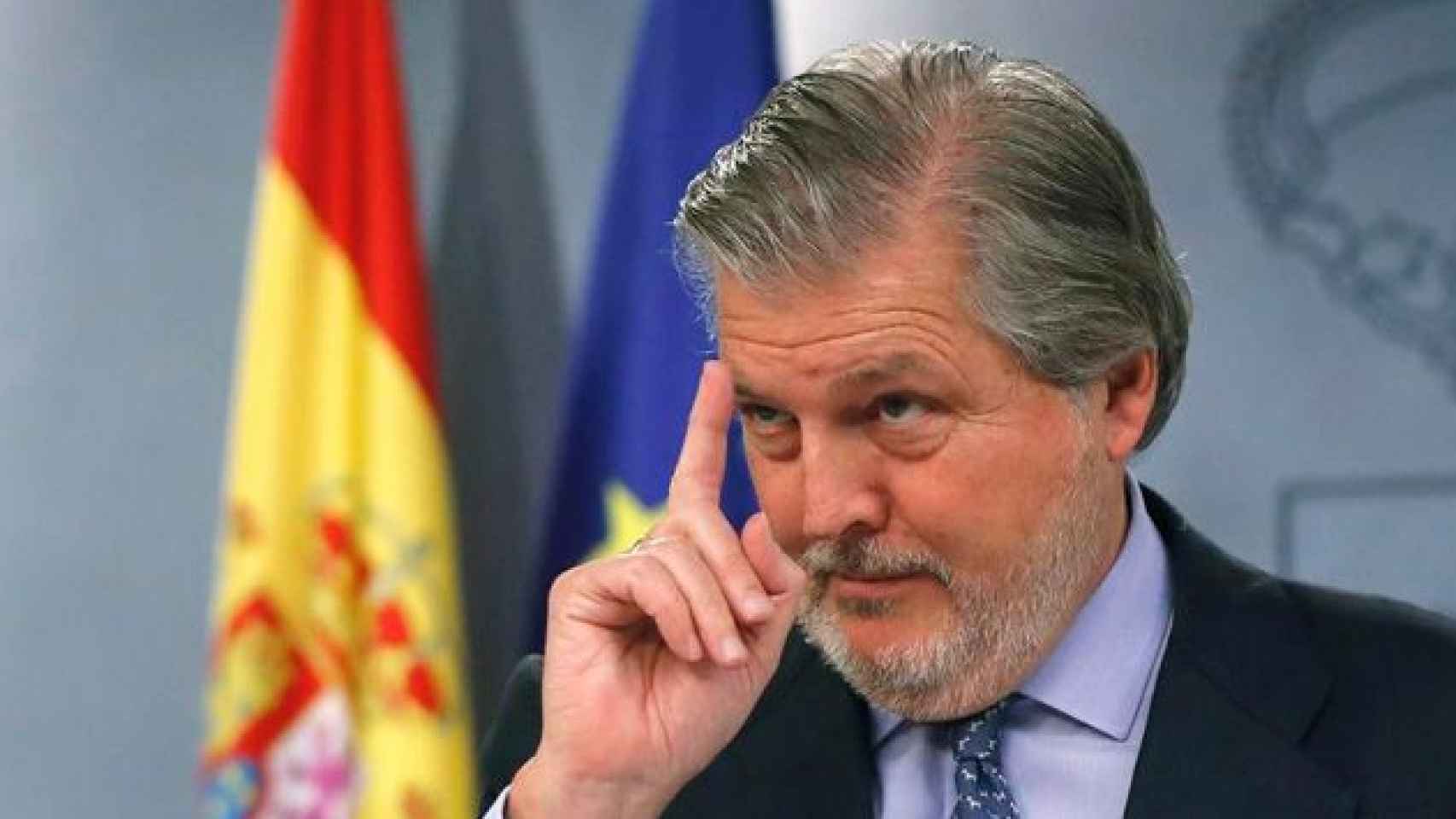 El Gobierno liquida el Diplocat y parte de la Hacienda catalana