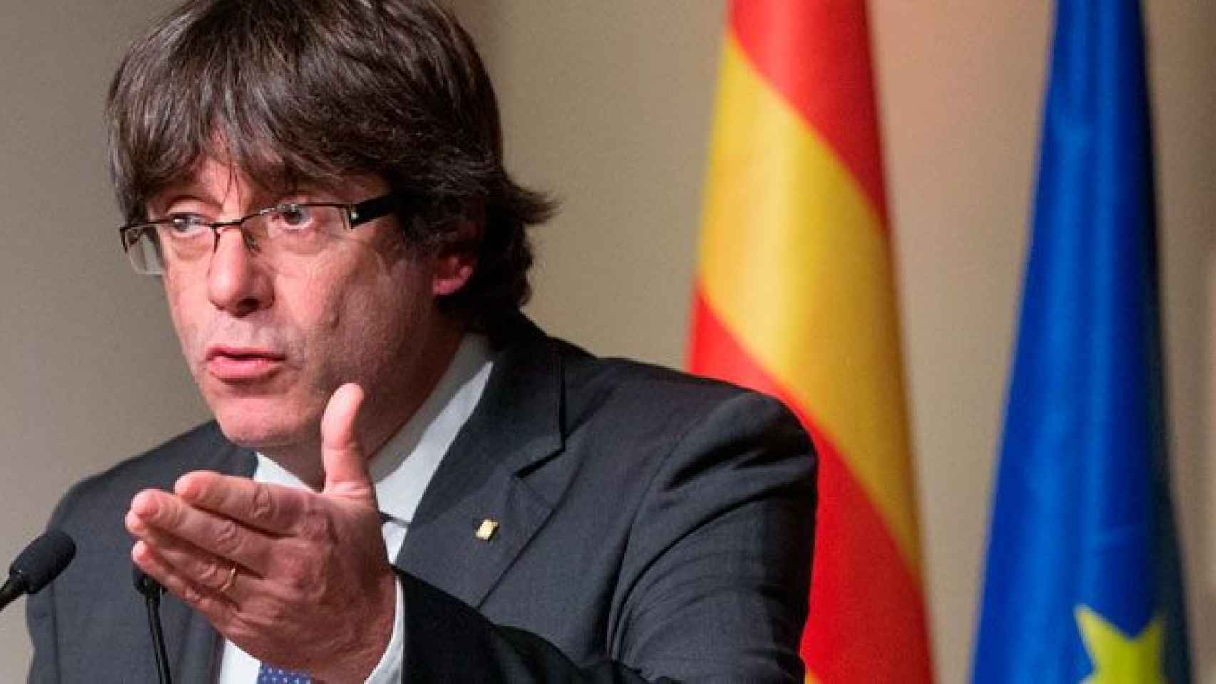 Carles Puigdemont, expresidente catalán defiende la independencia en Bruselas  / EFE