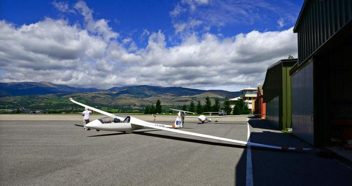 Aeródromo de La Cerdanya, situado en Das, donde tiene casa el Síndic de Greuges / AC