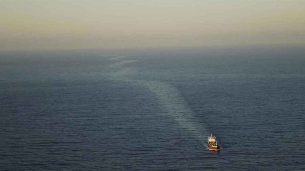 El buque de Malta pillado tras verter hidrocarburos en la costa de Tarragona / SALVAMENTO MARÍTIMO