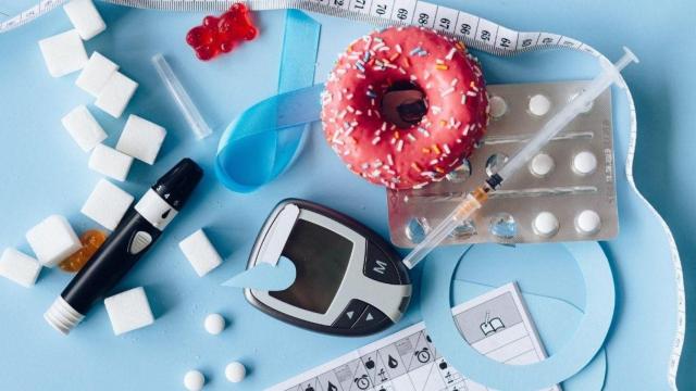 Jeringa de insulina, pinchador para el control glucémico y otros elementos relacionados con la diabetes / PEXELS