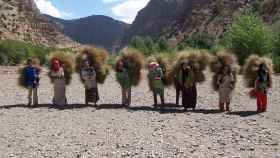 Mujeres en el Atlas de Marruecos, uno de los destinos de viajes solidarios / FUNDACION GEODA