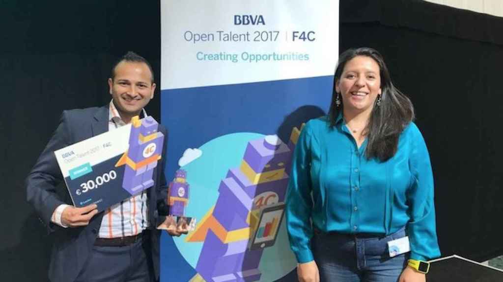 Los ganadores de la categoría ‘Fintech for Companies’ durante la ceremonia de entrega de premios en Londres / BBVA