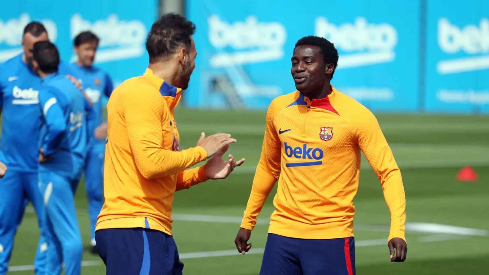 Moussa Wagué, en su vuelta a los entrenamientos grupales del Barça / FCB